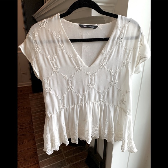 ZARA Ivory Sheer Blouse Size XS - Picture 1 of 4